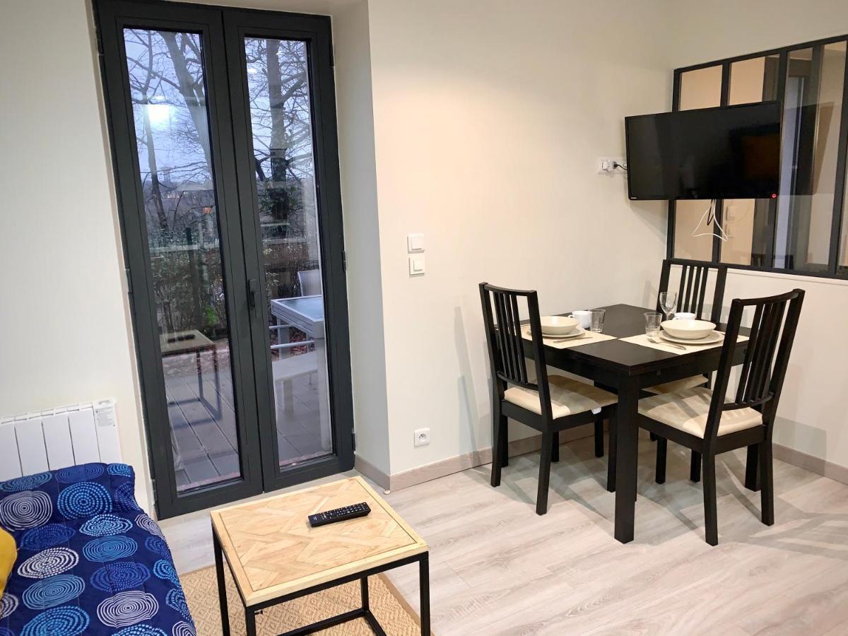 Jouy La Longere, Proche Hec, Versailles, Parking Prive Gratuit Ngoại thất bức ảnh